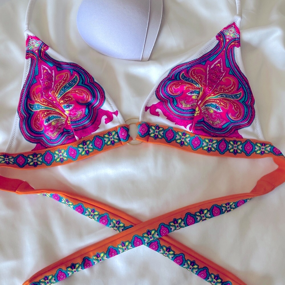 Victoria’s Secret swim Neon Paisley halter bikini w/ center metal detail MEDIUM